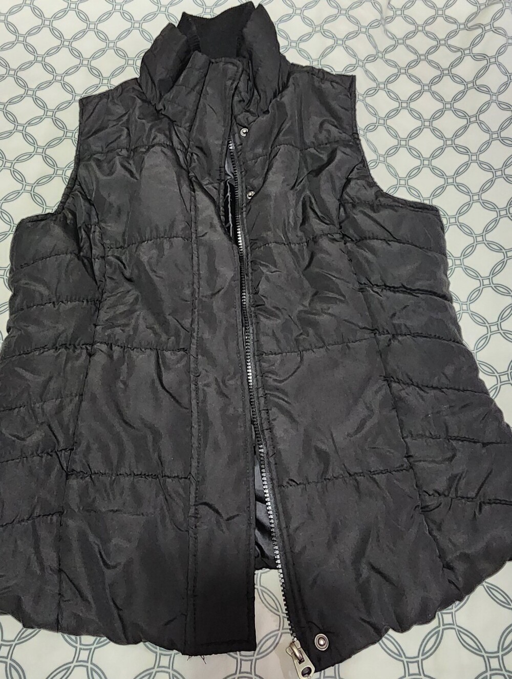 Outer Edge Black Quilted Puffer Vest - Women